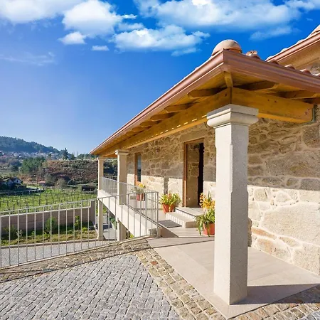 Casa Eiras Holiday home *